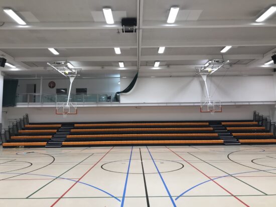 Sports hall with system open